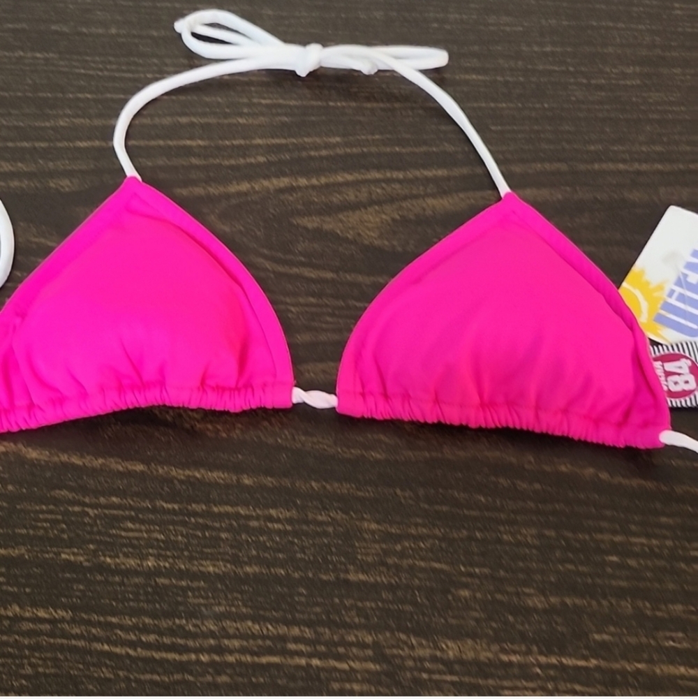 Ujena 84 String bikini top bright pink Swimsuit Girly Surf Beach Large